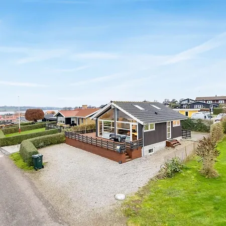 Bundi - 25m From The Sea By Interhome