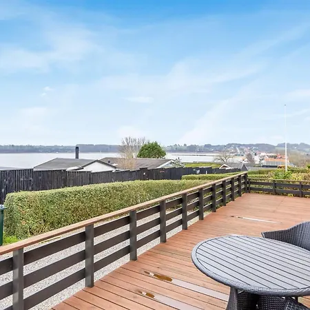 Bundi - 25m From The Sea By Interhome Hejls
